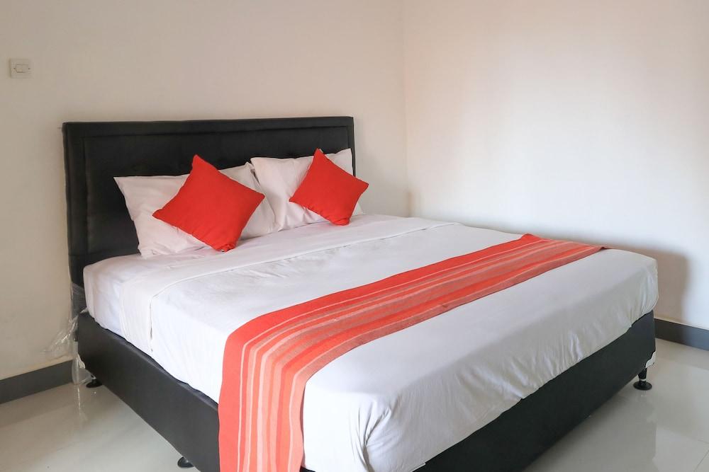Urbanview Hotel Rasa Sayang Inn Tanjung Benoa Bali Kuta Selatan Exteriör bild
