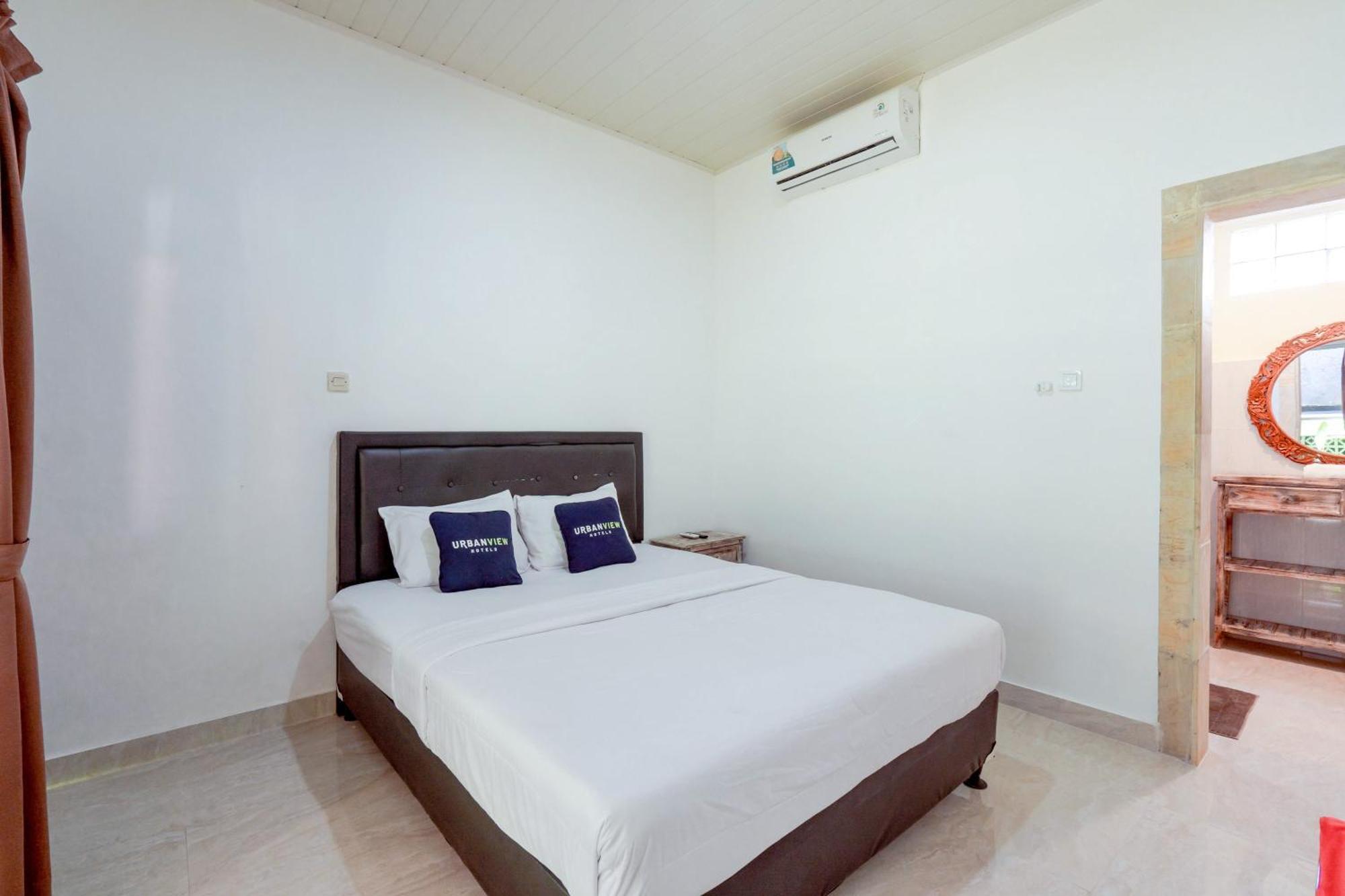 Urbanview Hotel Rasa Sayang Inn Tanjung Benoa Bali Kuta Selatan Exteriör bild